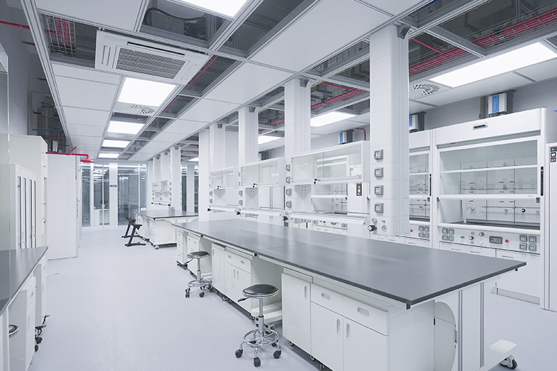 新兴实验室革新：安全与科技的现代融合